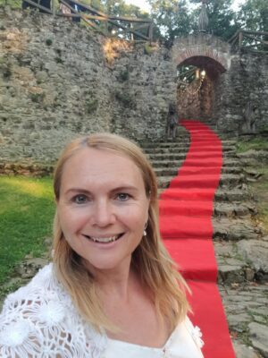 Sára Selucká